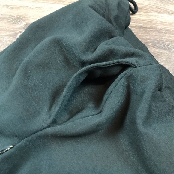 Crooks & Castles Essential Half Medusa Mens 9” Black Sweat Shorts Size Large NEW - Picture 9 of 9